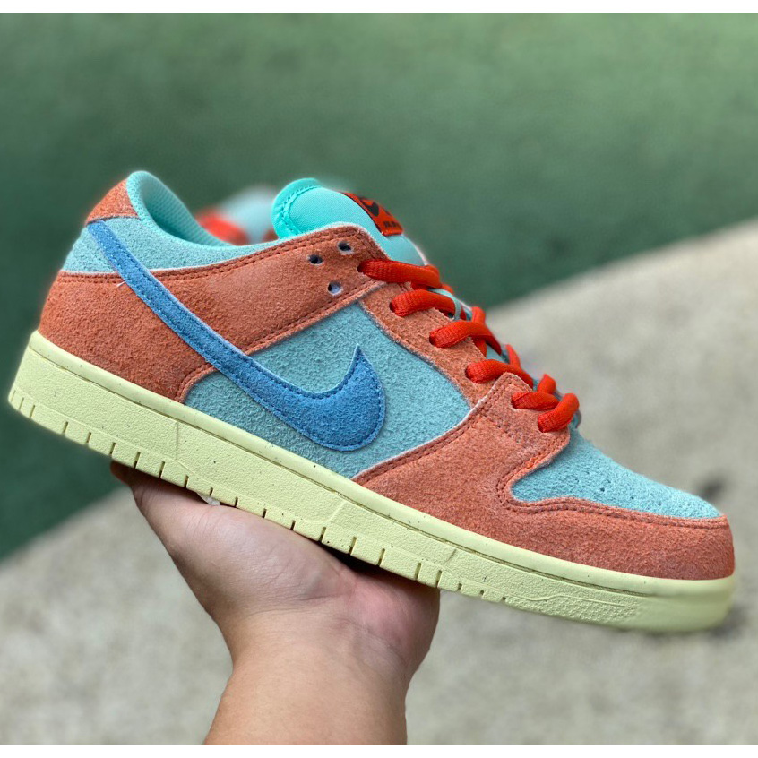 Nike Dunk SB Low Noise Aqua Sneakers       DV5429-80 - DopestKickz