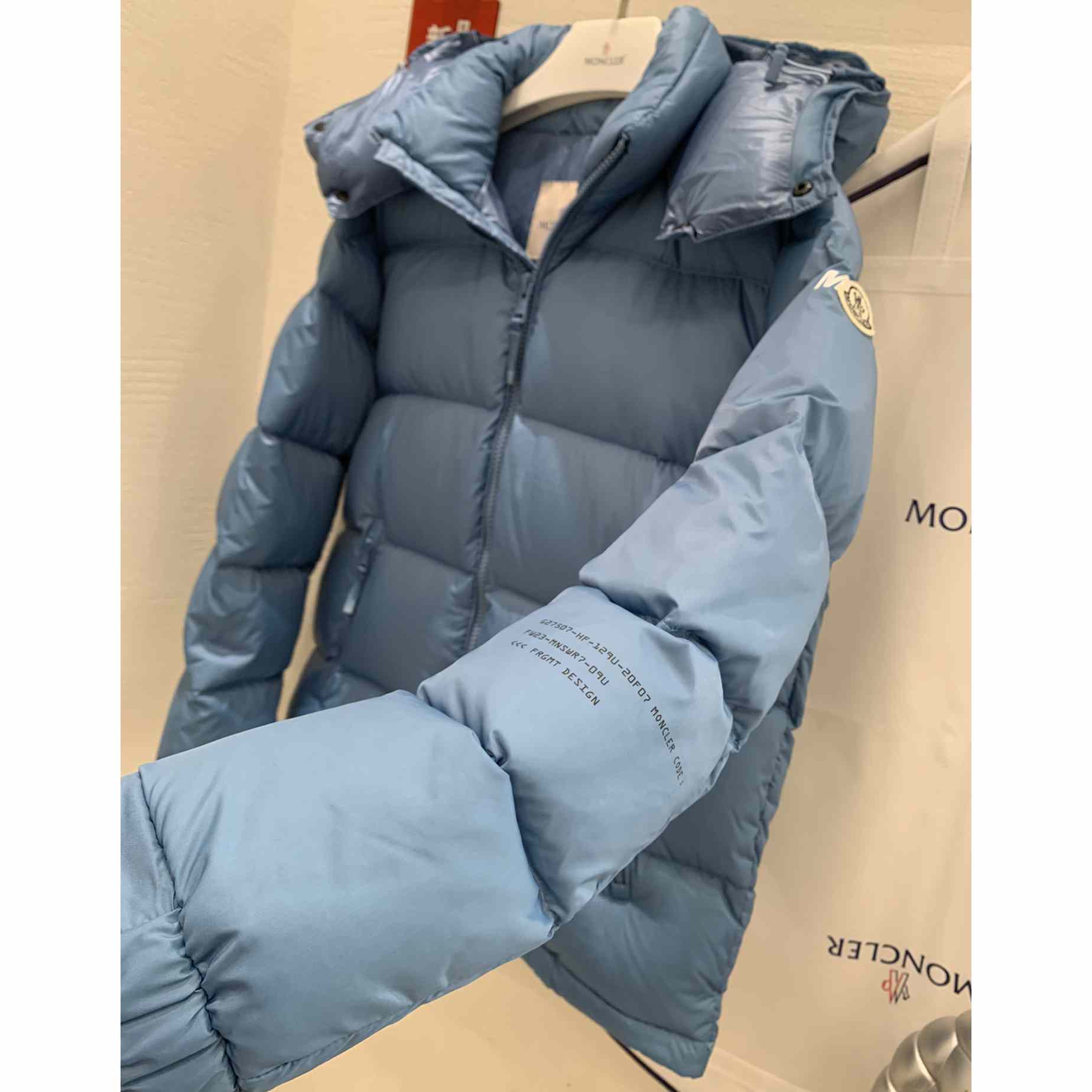 Moncler Acanthus Short Down Jacket - DopestKickz
