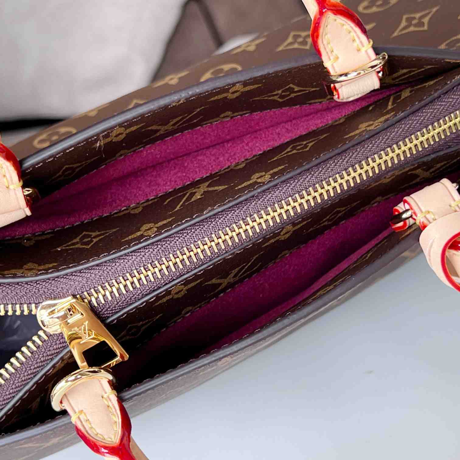 Louis Vuitton Petit Palais  (29x18x12.5CM)   M45900 - DopestKickz