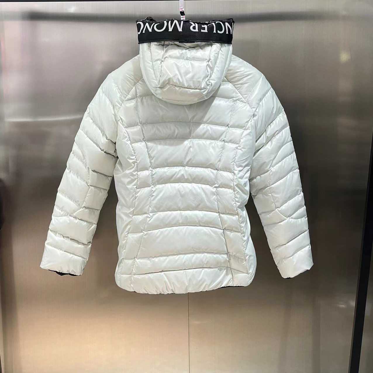 Moncler Narlay Short Down Jacket - DopestKickz