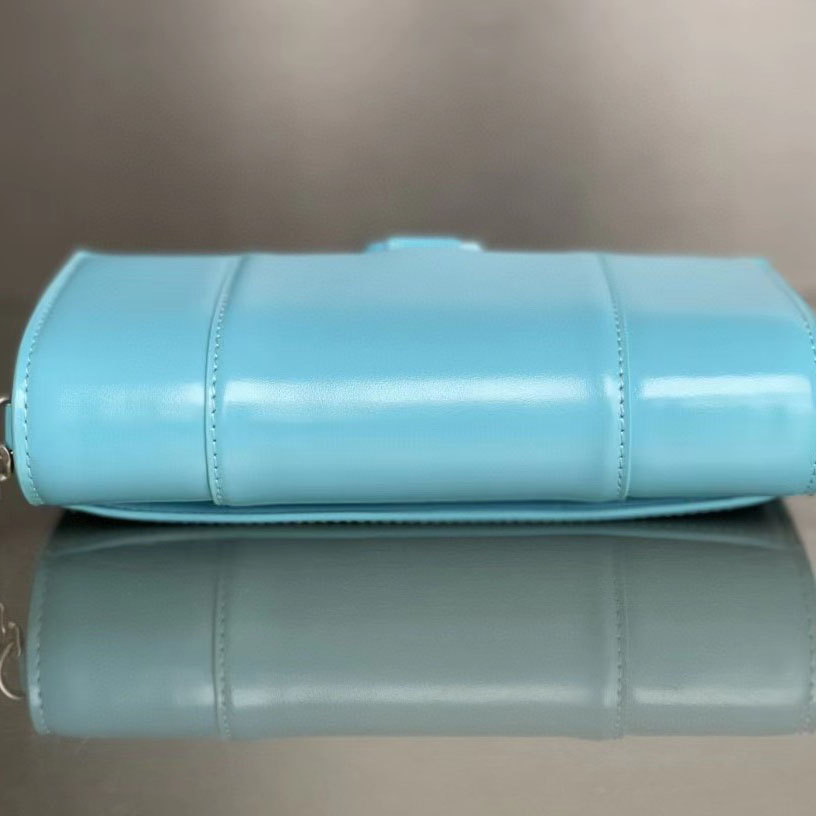 Balenciaga XS Hourglass Wallet Shoulder Bag  (19.3-11.9-4.8cm) - DopestKickz