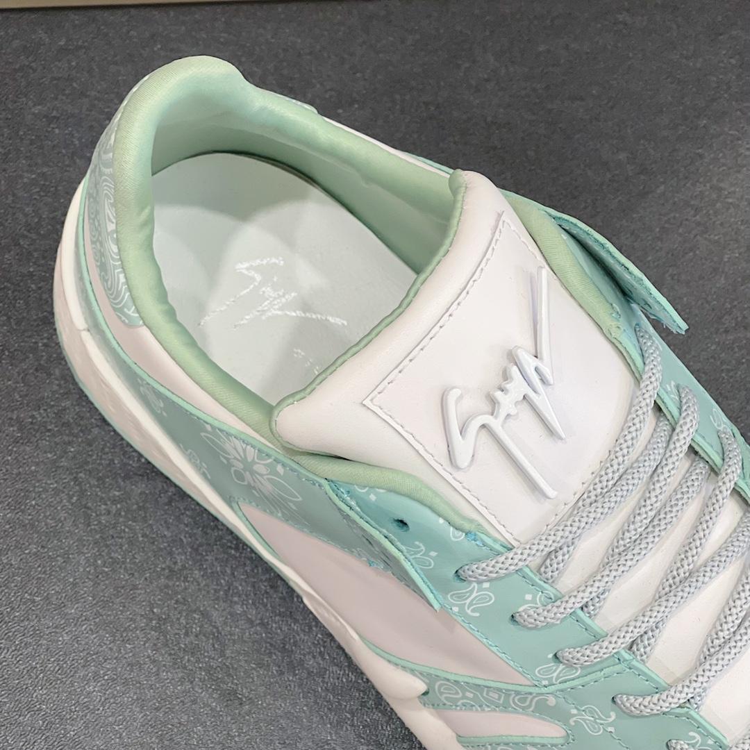 Giuseppe Zanotti Talon Paisley-print Sneakers - DopestKickz