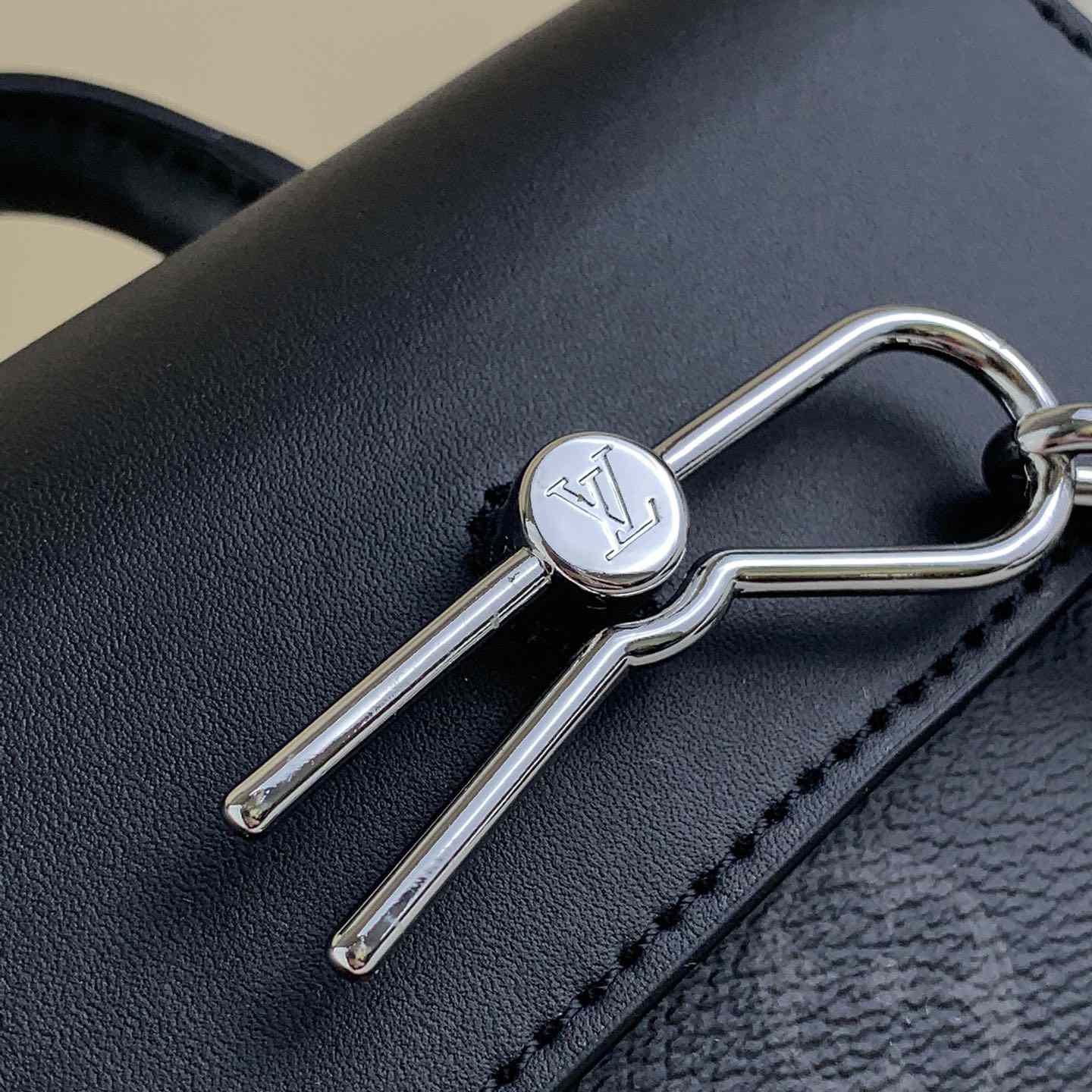 Louis Vuitton Nano Steamer  (15 x 18 x 7 cm) M82774 - DopestKickz