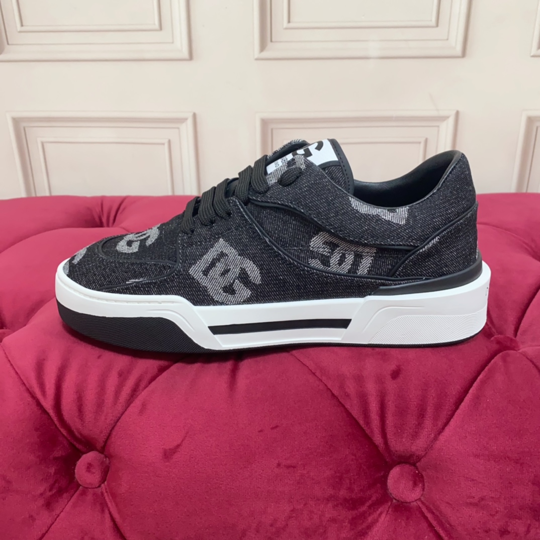 Dolce & Gabbana New Roma Sneakers With Denim Logo - DopestKickz