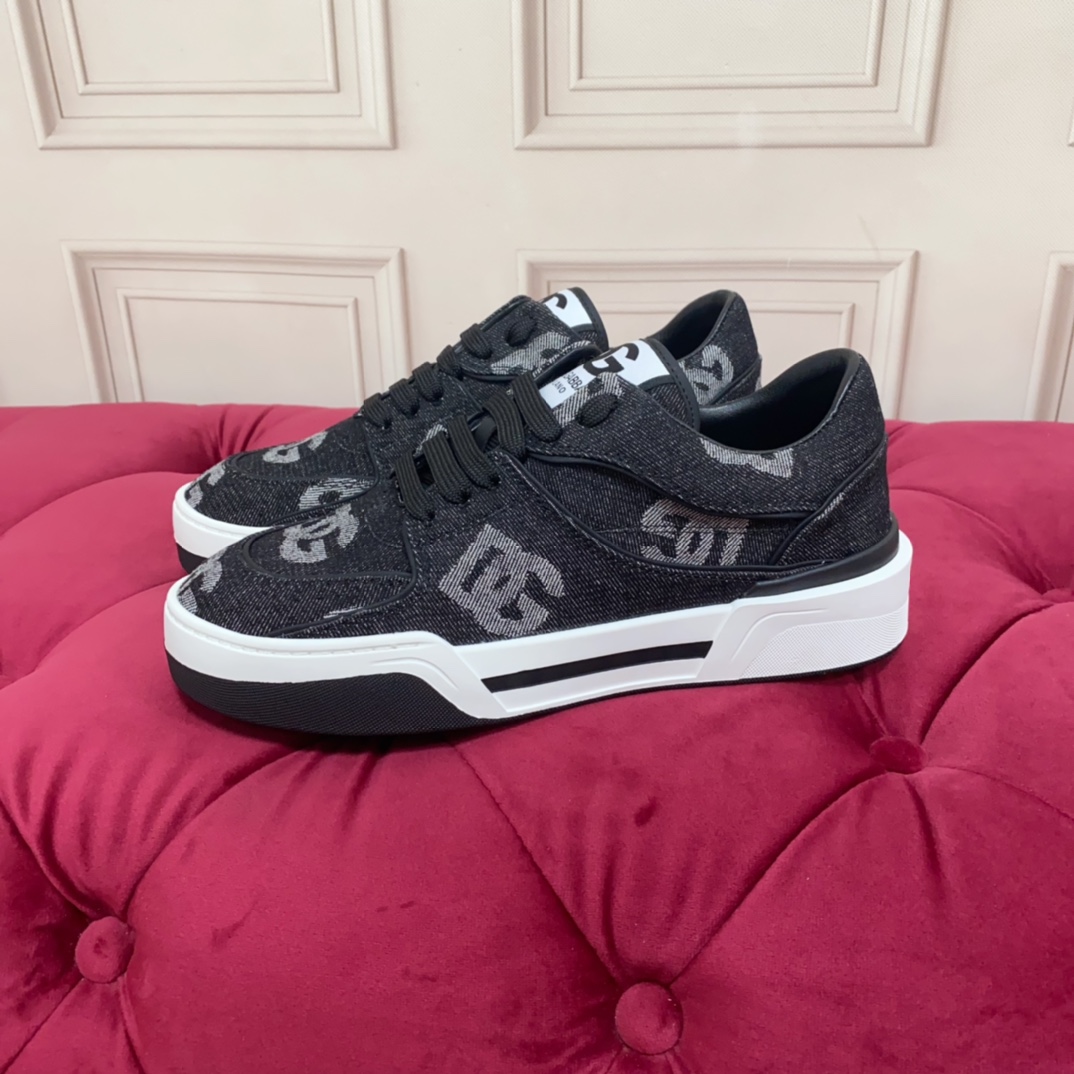 Dolce & Gabbana New Roma Sneakers With Denim Logo - DopestKickz