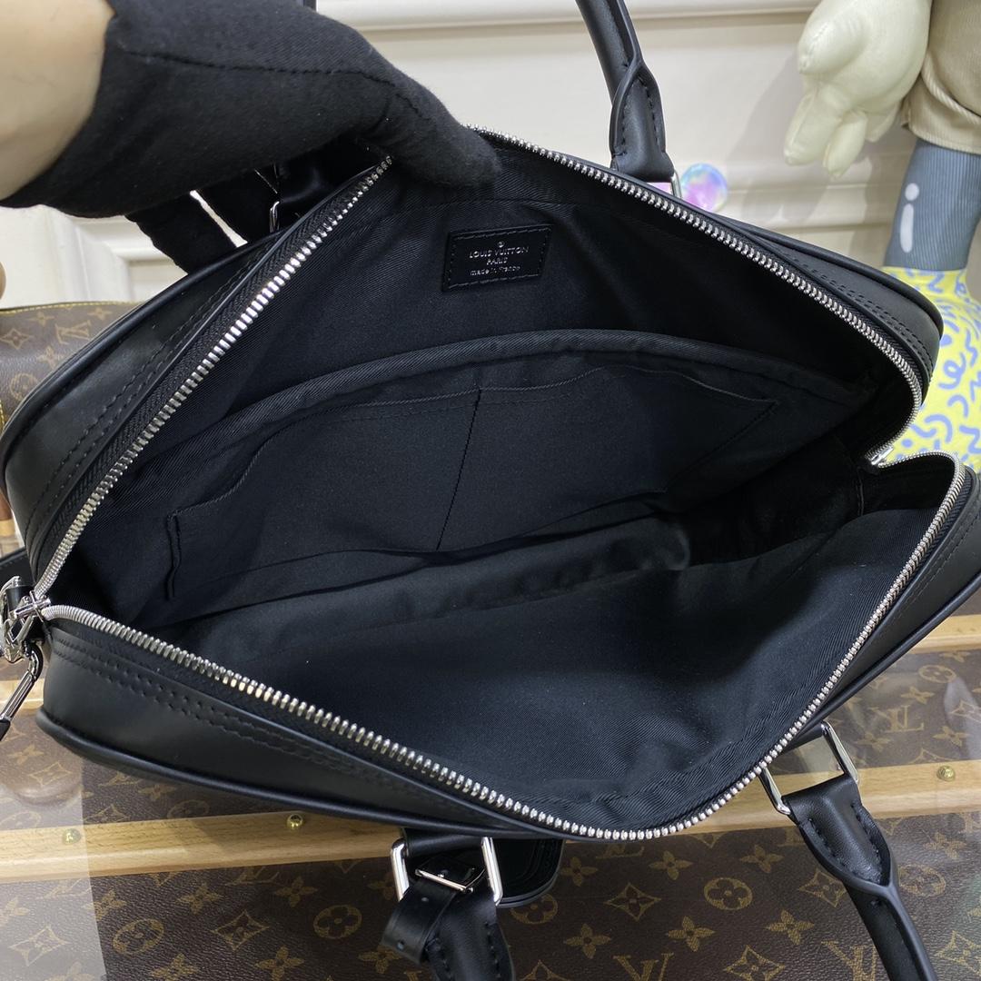 Louis Vuitton Porte-Documents Voyage PM (36.5 x 27.5 x 6cm)   N40444 - DopestKickz