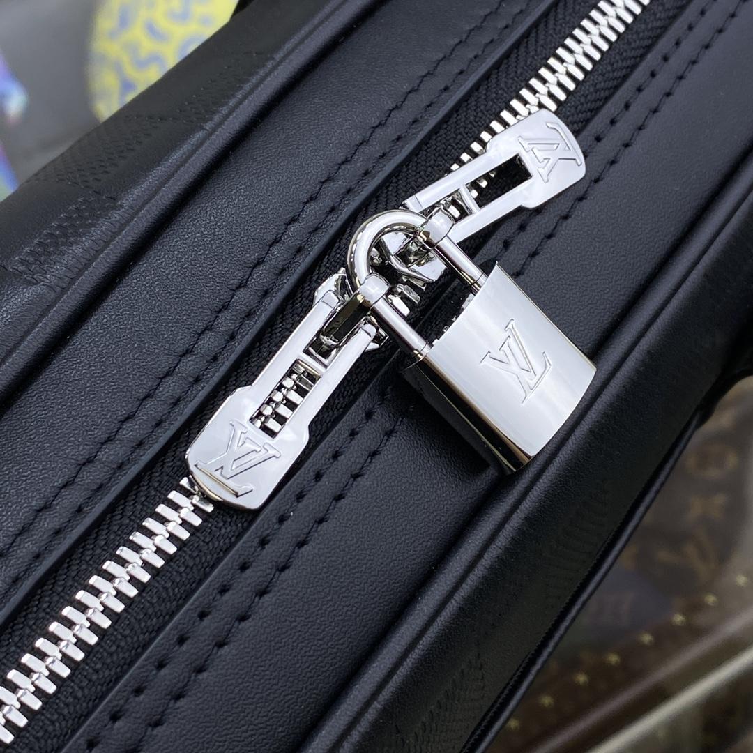 Louis Vuitton Porte-Documents Voyage PM (36.5 x 27.5 x 6cm)   N40444 - DopestKickz