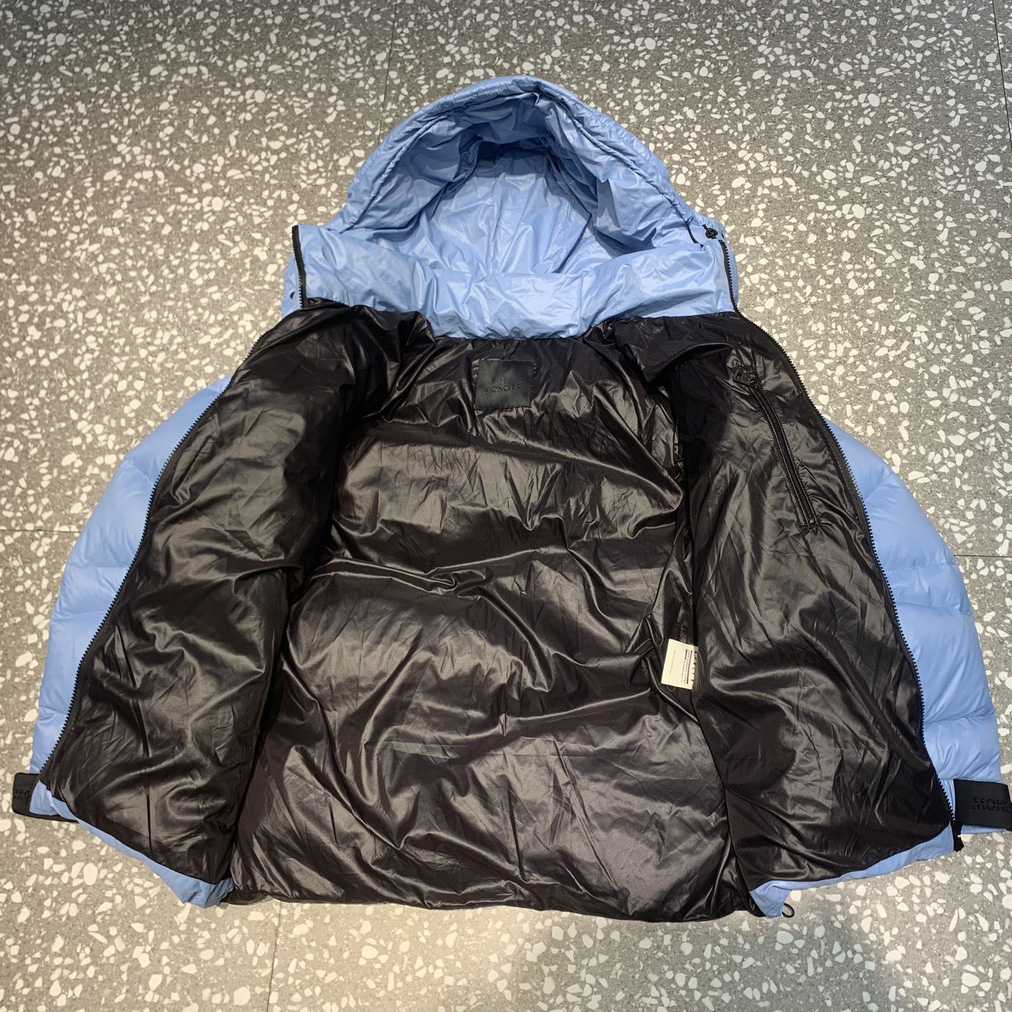 Moncler Yonne Short Down Jacket - DopestKickz