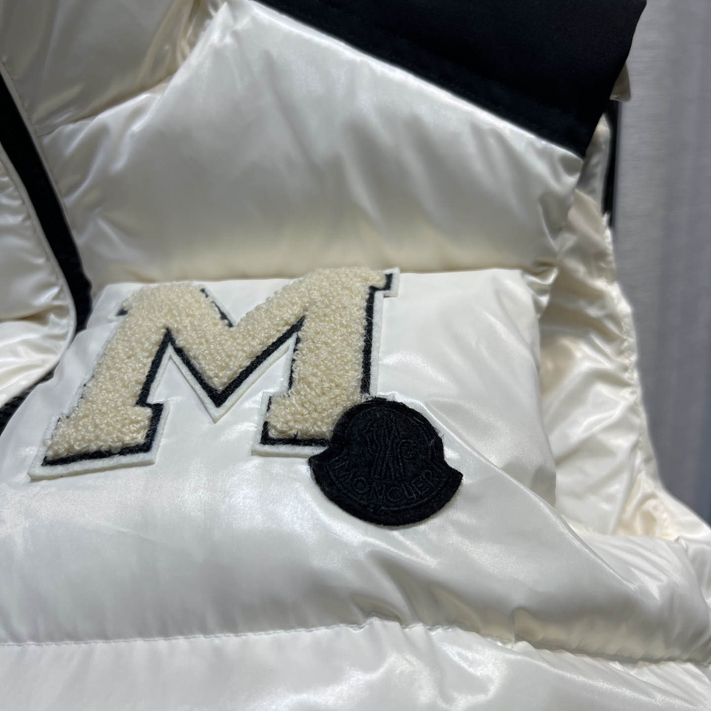 Moncler Oder Down Gilet - DopestKickz