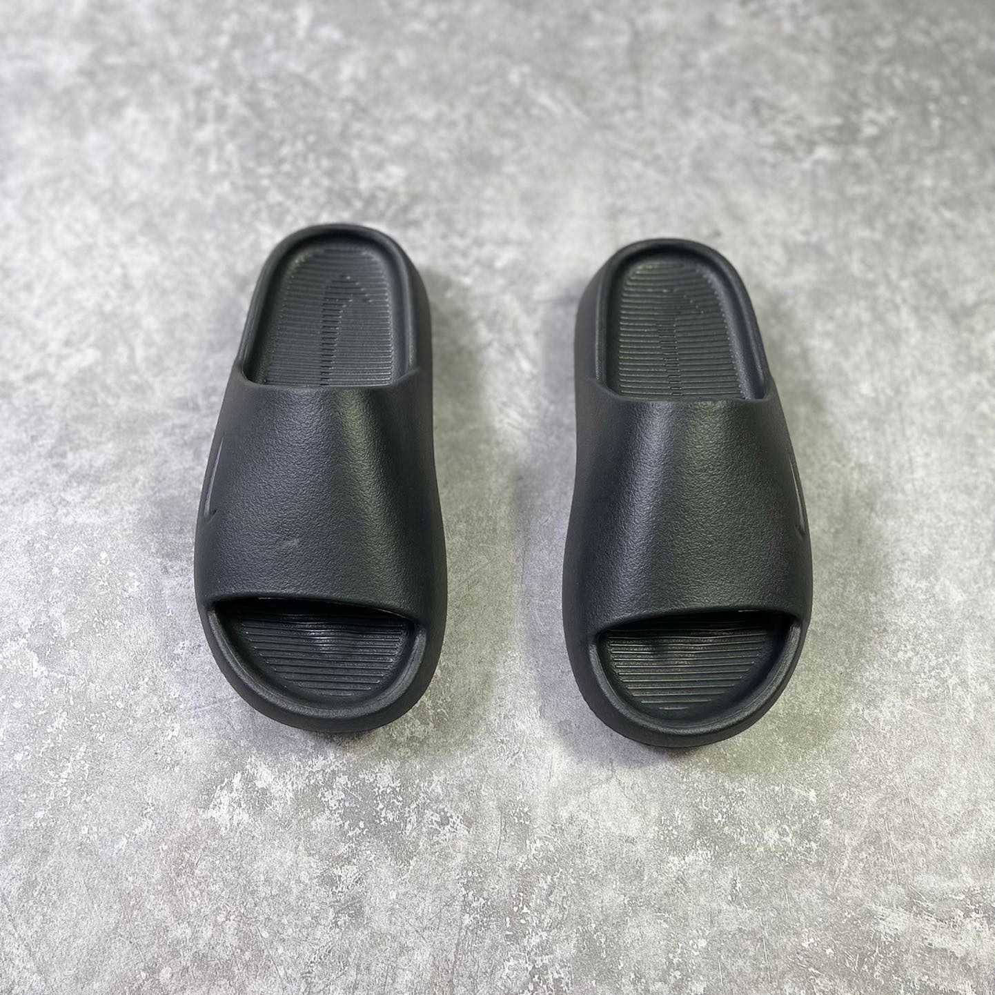 Nike Calm Slide   FD4116-001 - DopestKickz