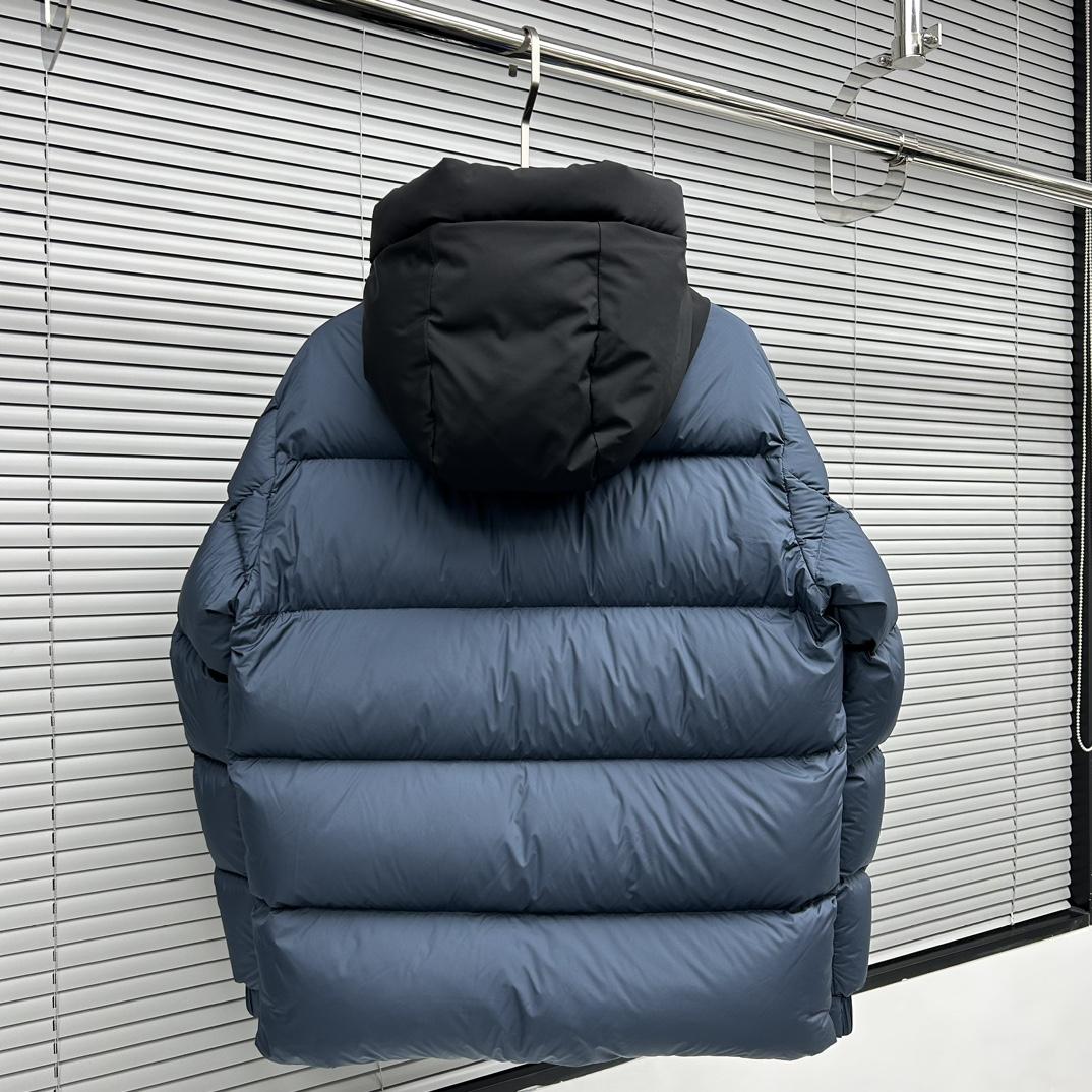 Moncler Maderia Logo-embossed Padded Jacket - DopestKickz