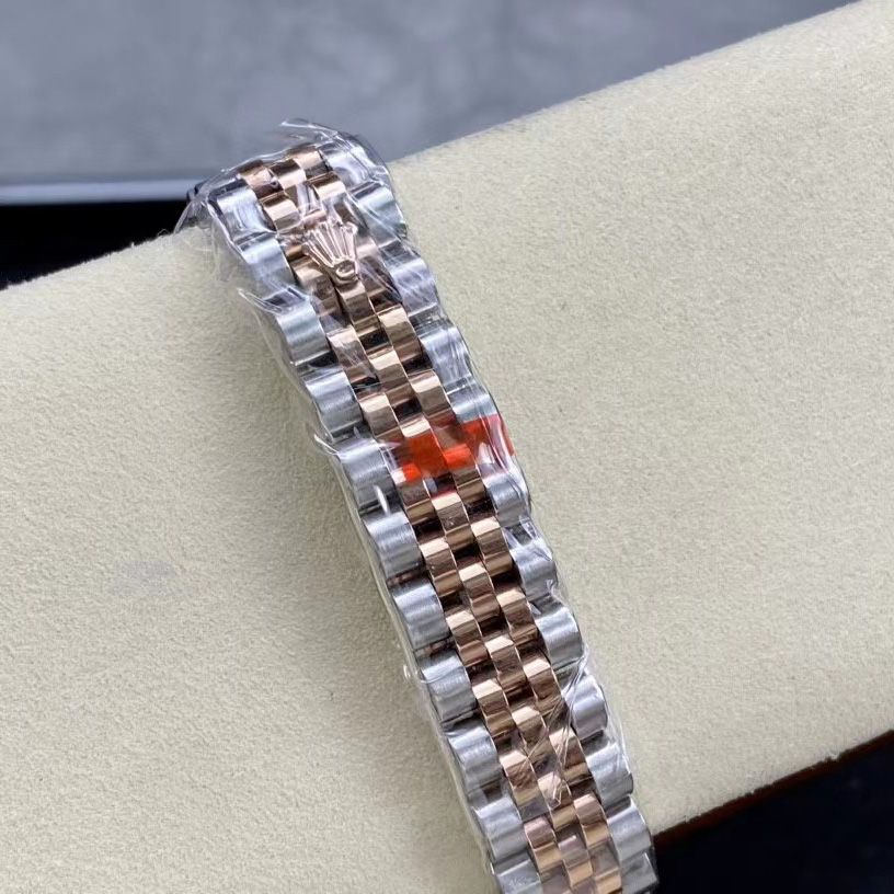 Rolex Datejust Watch    - DopestKickz