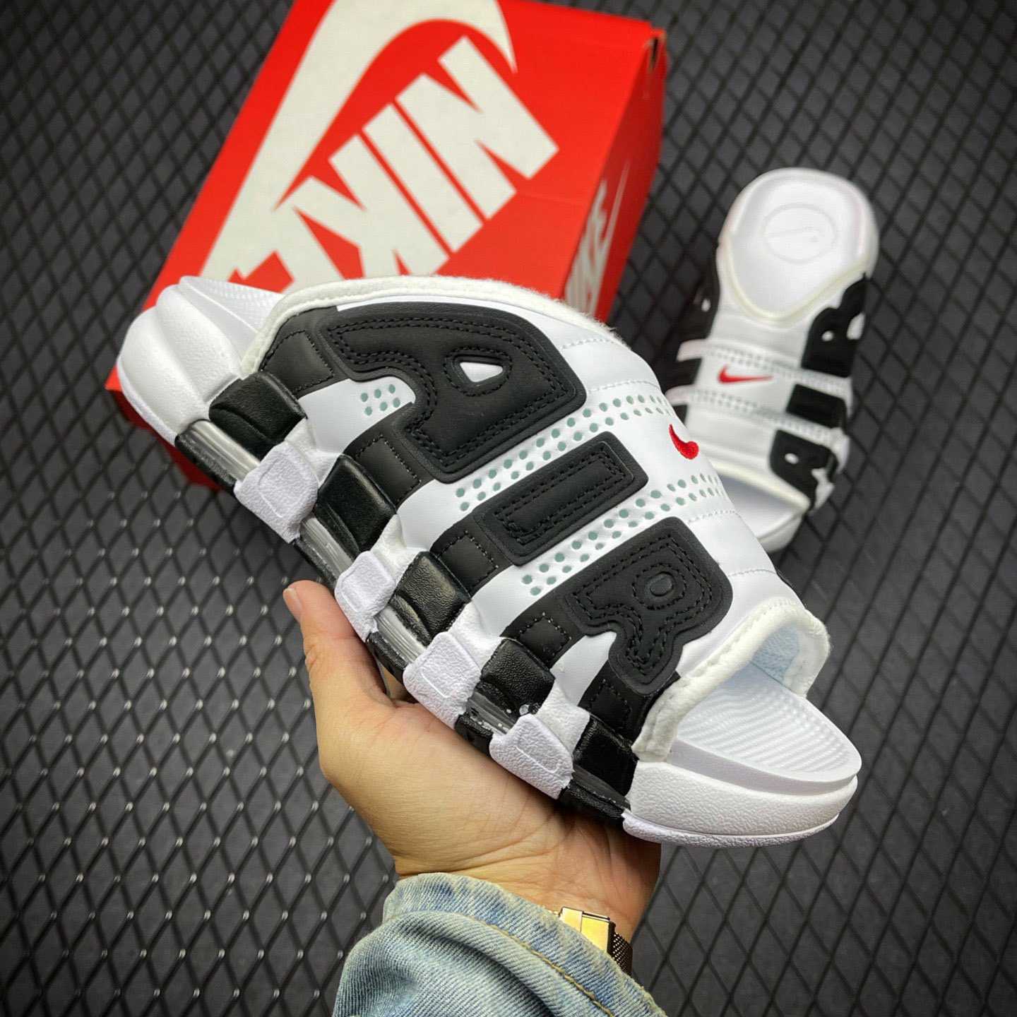 Nike Air More Uptempo Slide   FN3437-160  - DopestKickz