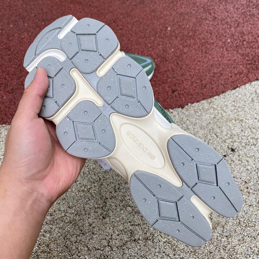 Joe Freshgoods x New Balance NB9060 Sneakers      U9060VNG - DopestKickz