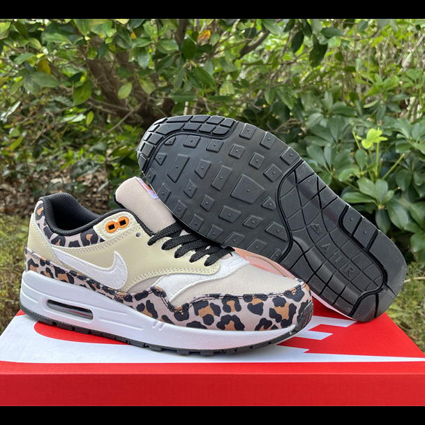 Nike Air Max 1 Sneaker         BV1977-200 - DopestKickz