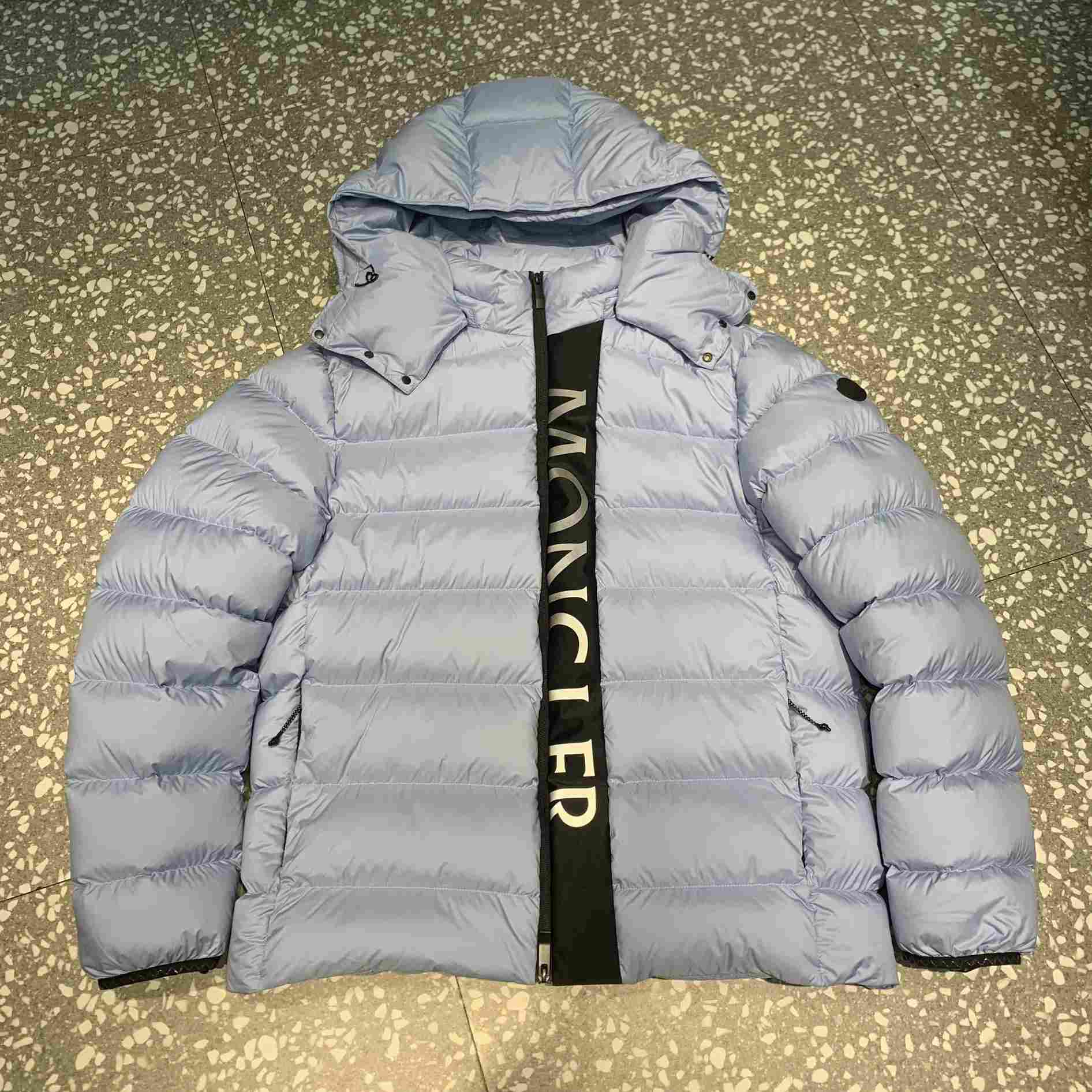 Moncler Ume Short Down Jacket - DopestKickz