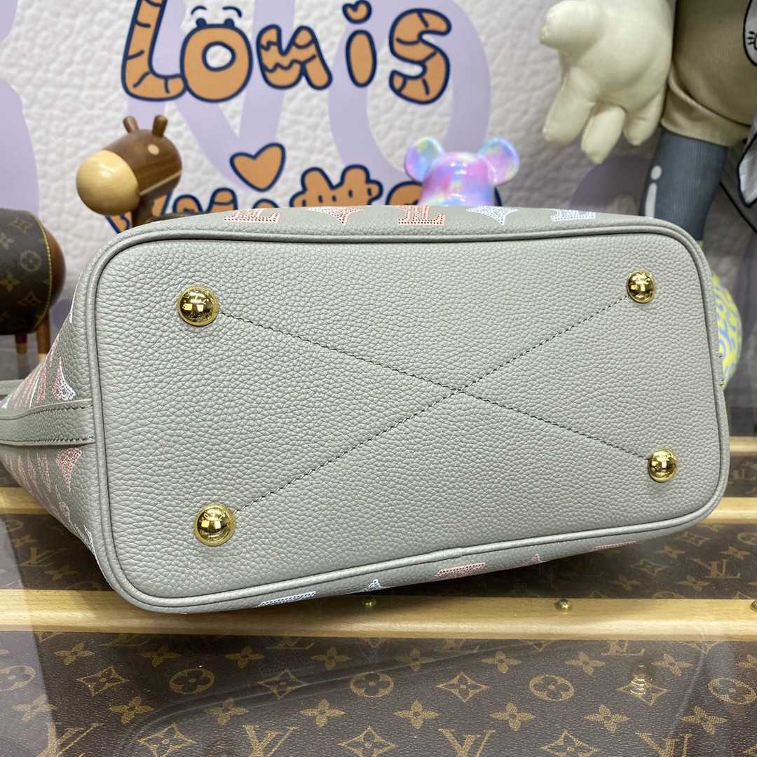 Louis Vuitton Blossom MM (30*27.5*16cm)  M23387 - DopestKickz