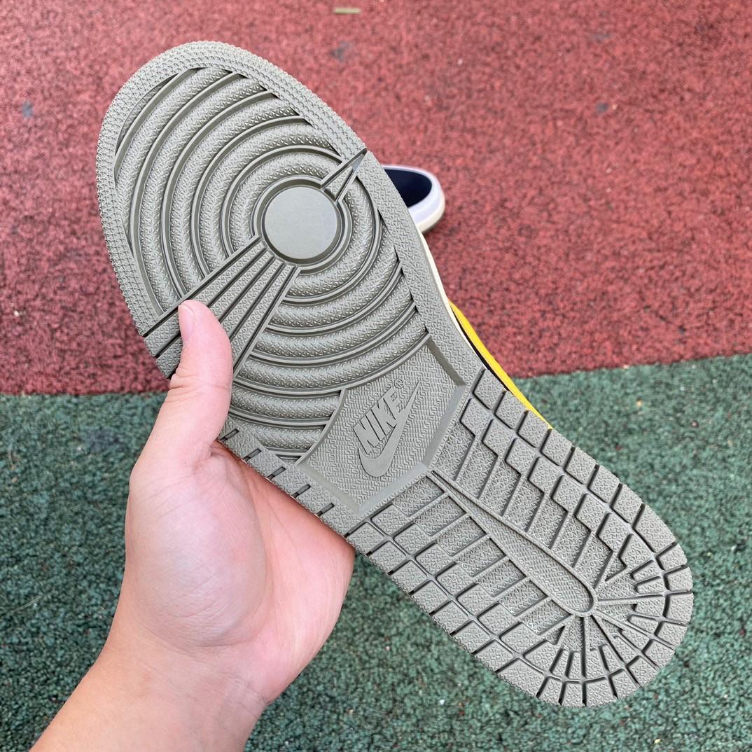 Air Jordan 1 x Travis Scott TS Sneaker      DM7866-982 - DopestKickz