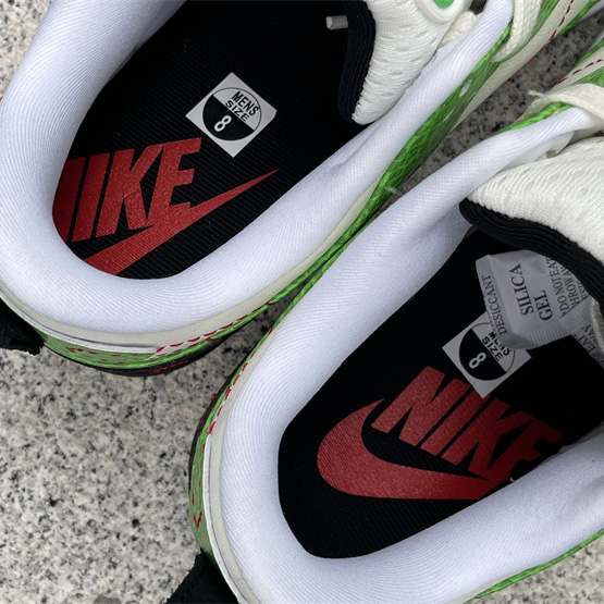 Nike Dunk Low Disrupt 2 “Just Do It” Sneaker      DV1491-101 - DopestKickz