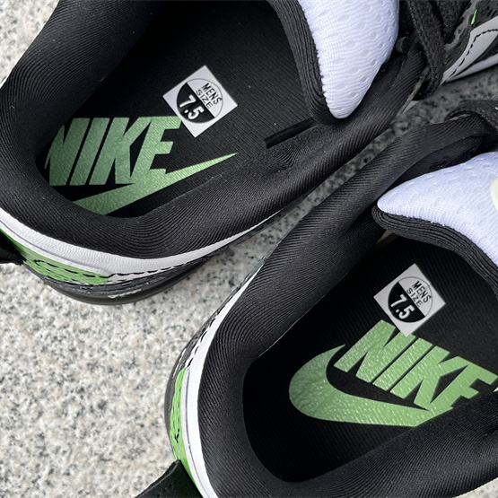 Nike Dunk Low Disrupt 2 “Just Do It” Sneaker     DV1490-161 - DopestKickz