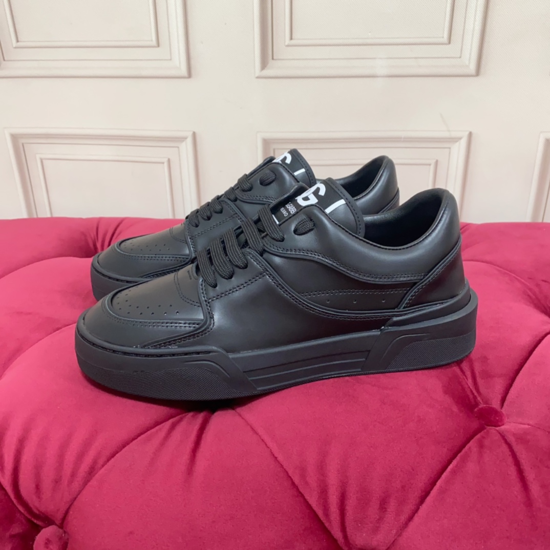 Dolce & Gabbana Black Roma Sneakers - DopestKickz