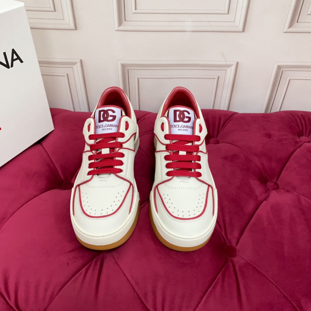 Dolce & Gabbana New Roma Sneakers - DopestKickz