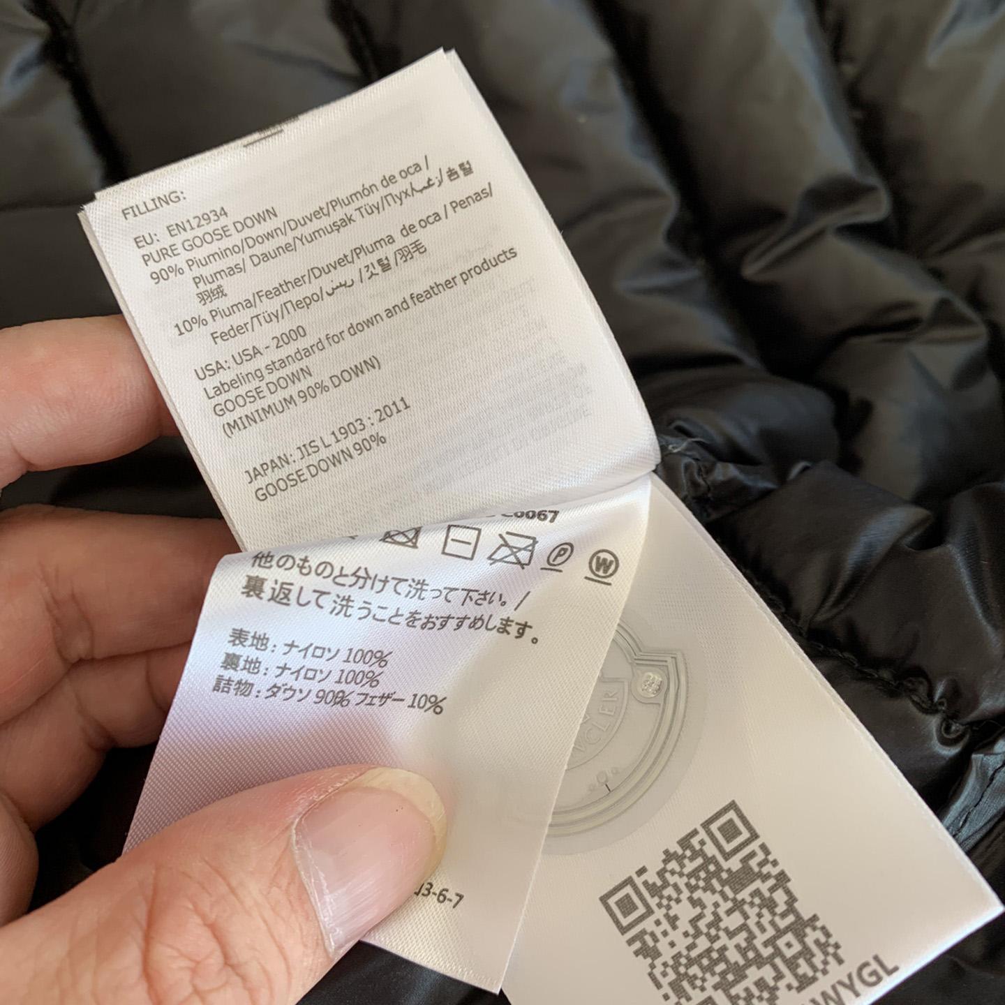 Moncler Black Vanoise Hooded Gilet - DopestKickz