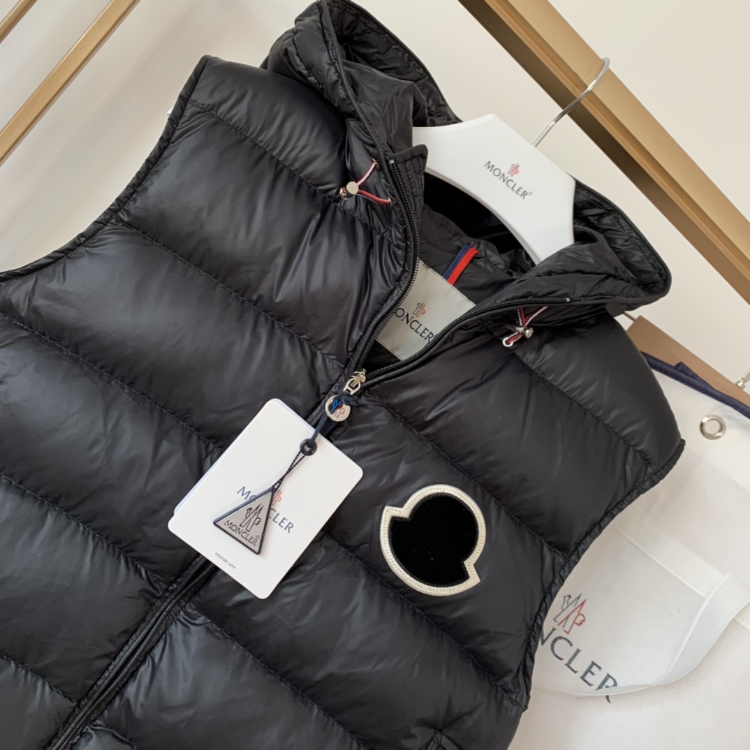 Moncler Black Vanoise Hooded Gilet - DopestKickz