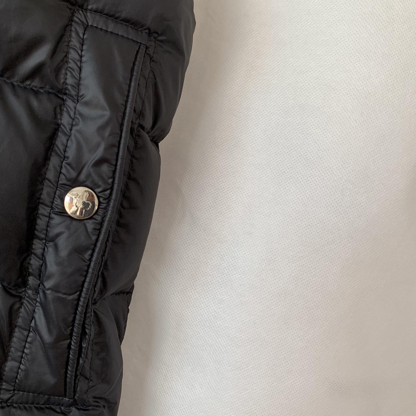 Moncler Black Vanoise Hooded Gilet - DopestKickz