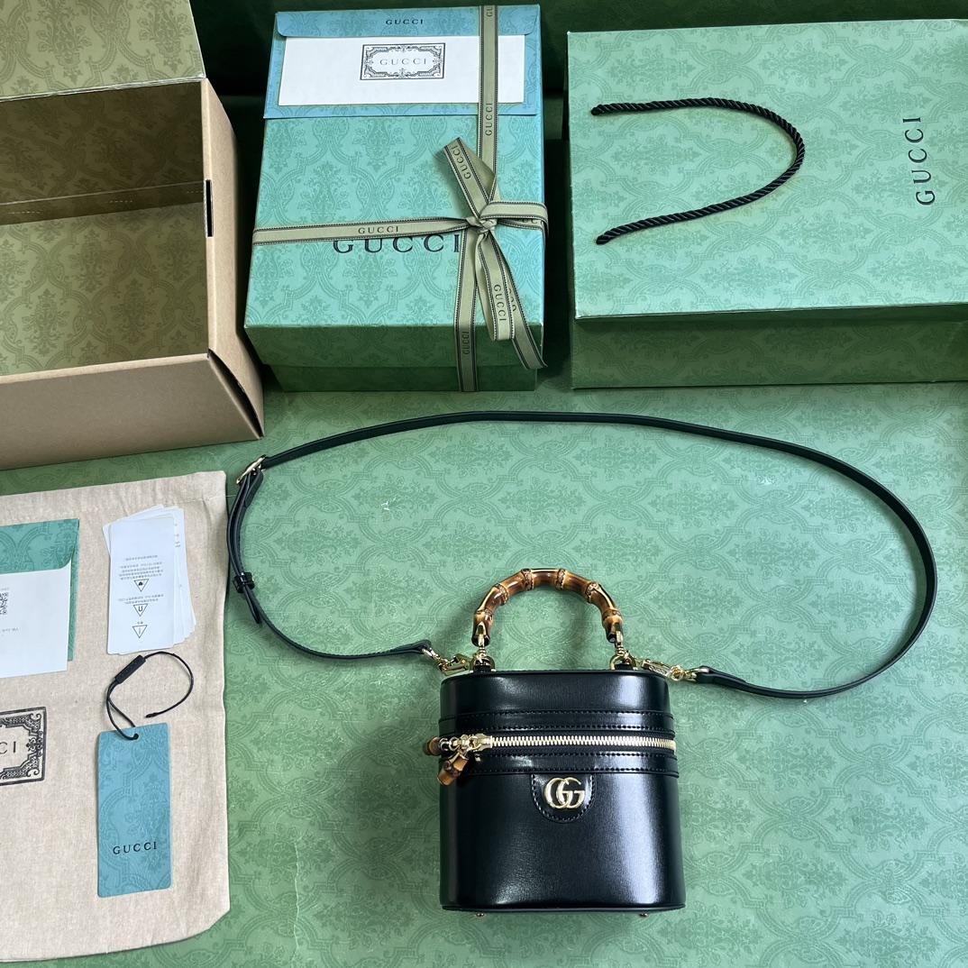 Gucci Mini Bamboo Shoulder Bag (15.5x 13.5x 4cm) - DopestKickz