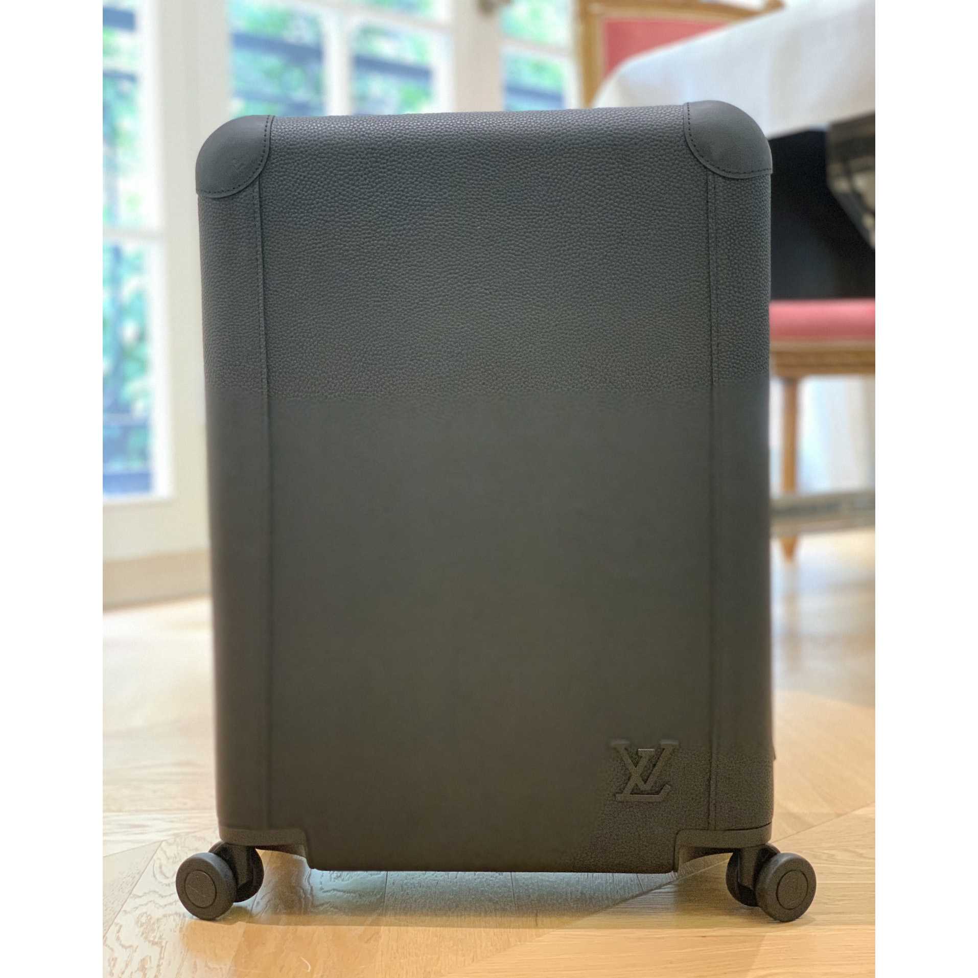 Louis Vuitton Horizon 55 Luggage (38*55*21cm) - DopestKickz