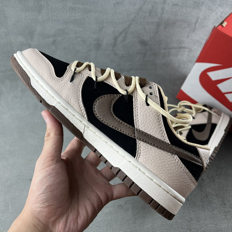 Nike Dunk Low  Sneaker    DR9704-200 - DopestKickz