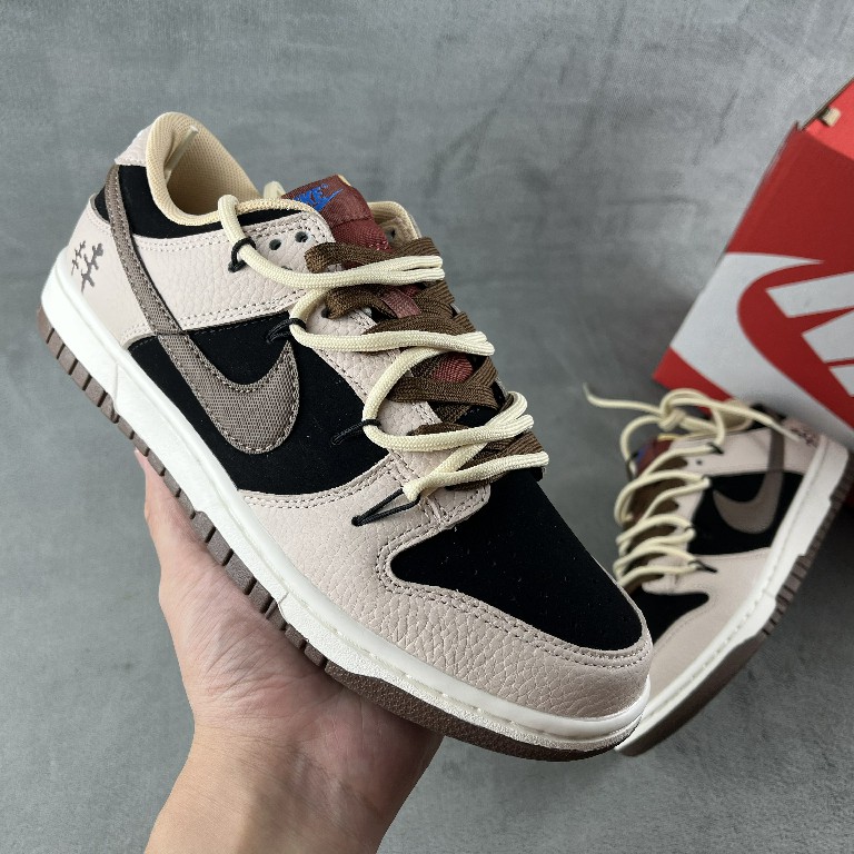 Nike Dunk Low  Sneaker    DR9704-200 - DopestKickz