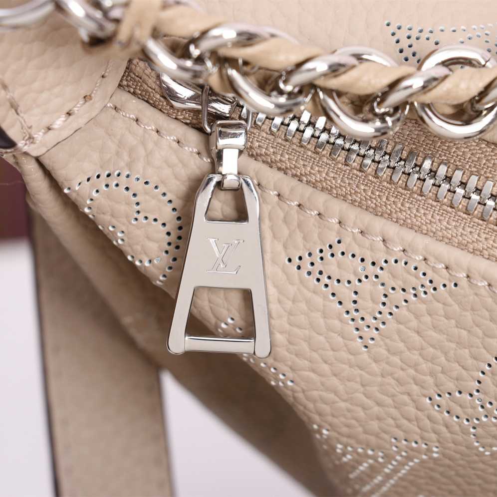 Louis Vuitton Baia PM (26 *17 *7.5cm)    M22820 - DopestKickz