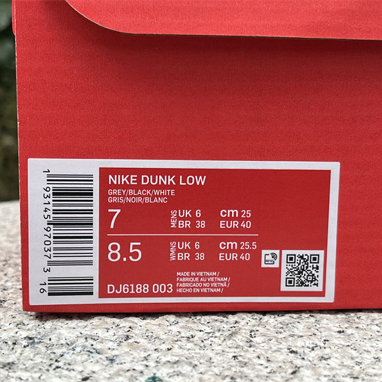 Nike SB Dunk Low Sneaker   DJ6188-003 - DopestKickz