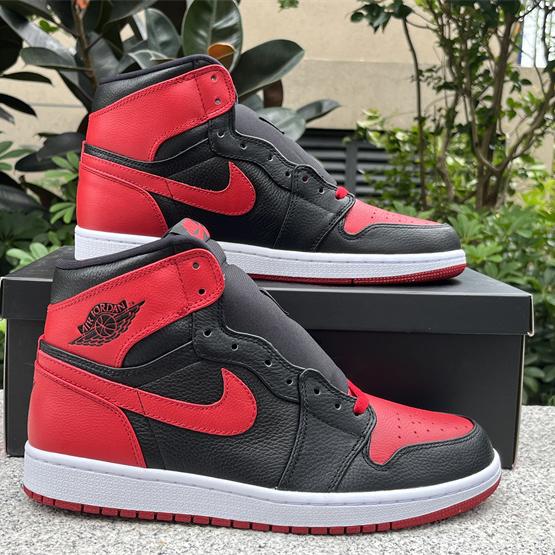 Air Jordan 1 “Banned” Sneaker      432001-001  - DopestKickz