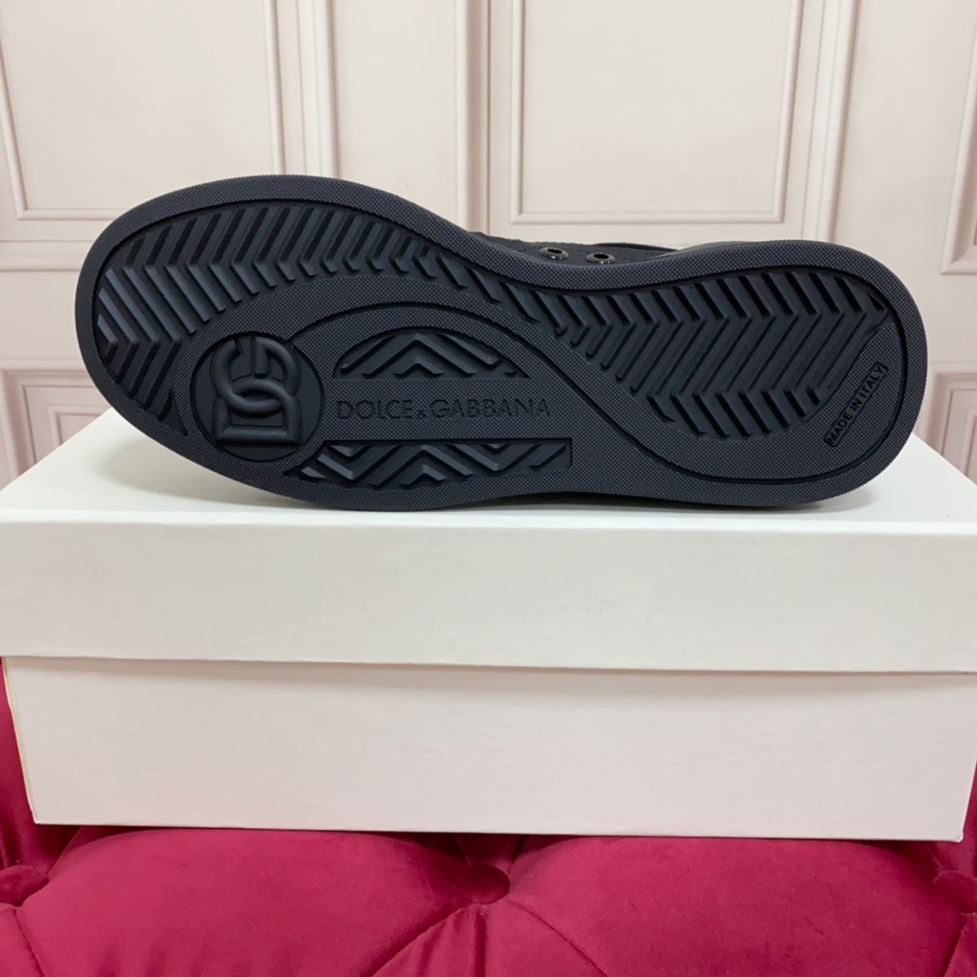 Dolce & Gabbana Mixed-material New Roma Sneakers - DopestKickz