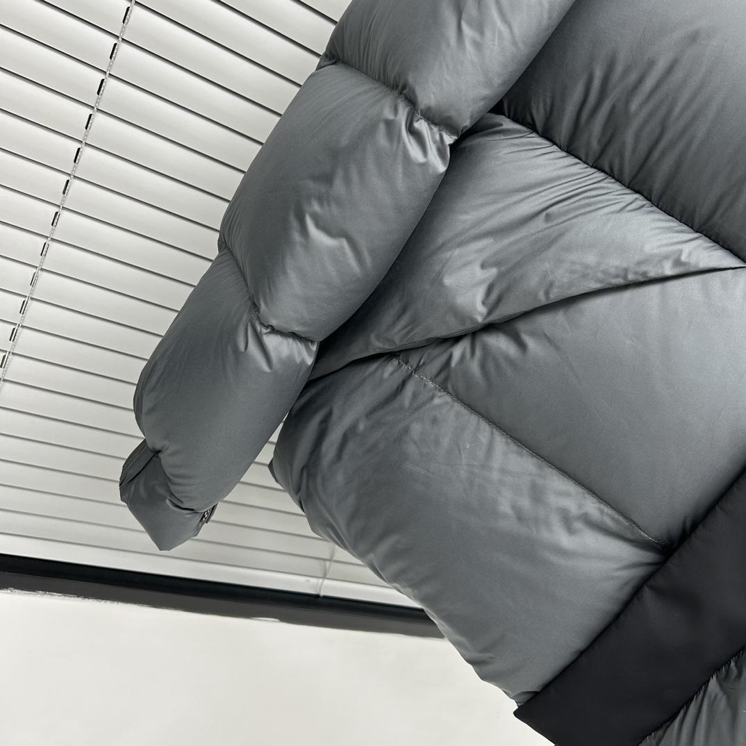 Moncler Maderia Logo-embossed Padded Jacket - DopestKickz