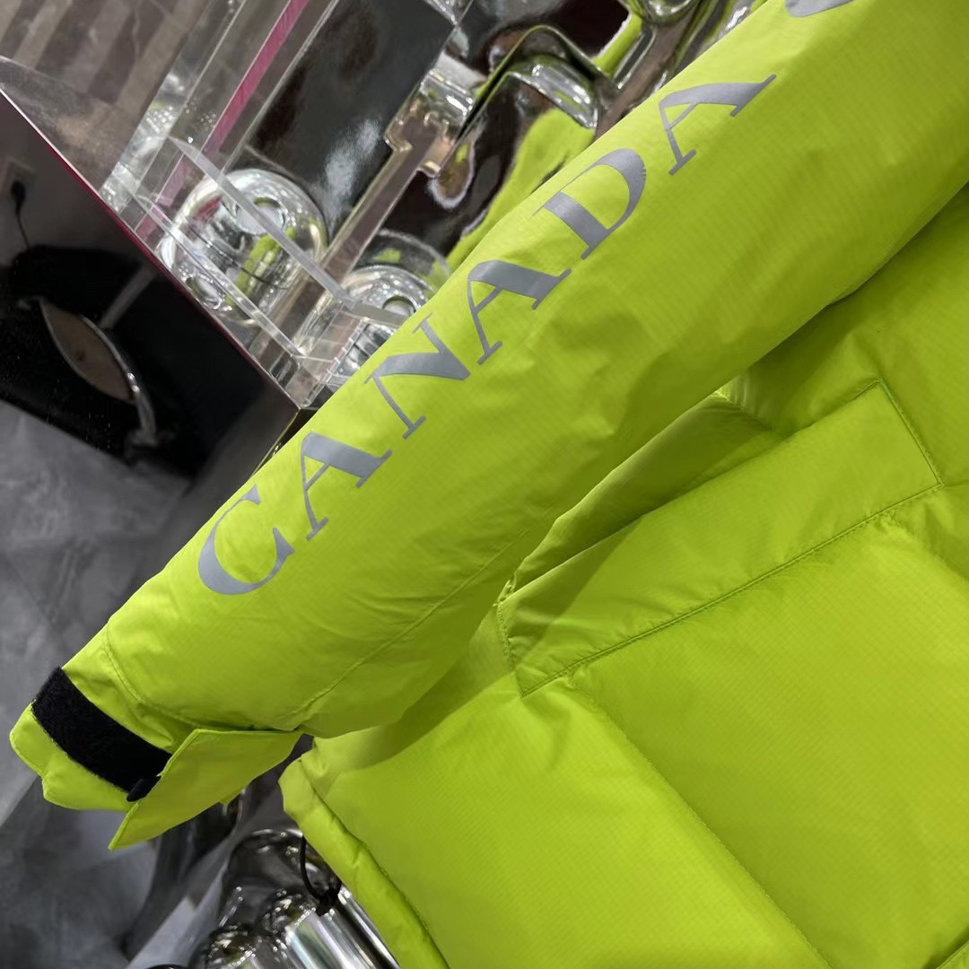 Canada Goose Parkas Approach Jacket - DopestKickz