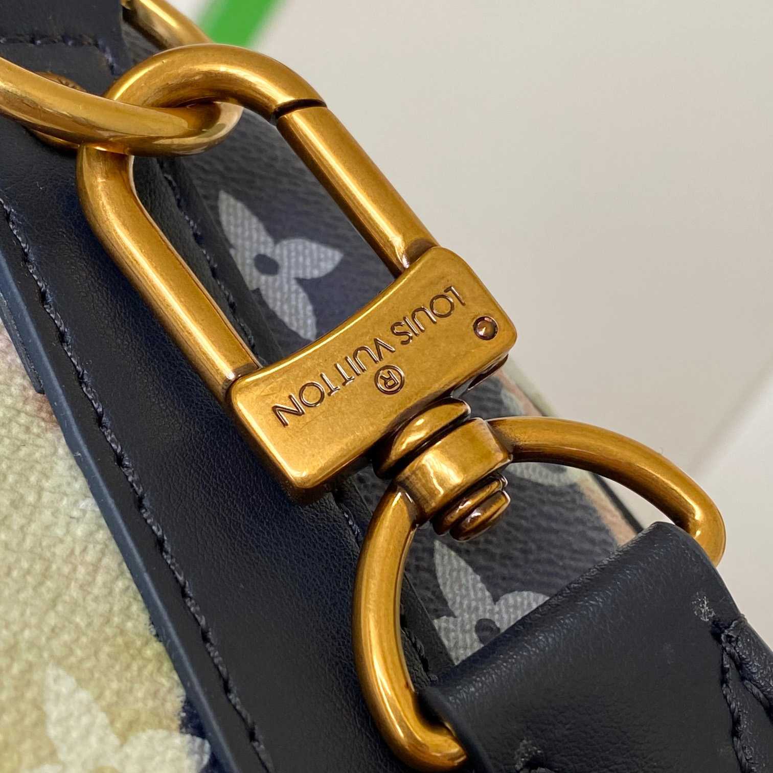 Louis Vuitton Keepall Bandoulière 25(21x12x9cm)  M46804 - DopestKickz