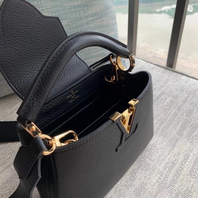 Louis Vuitton Capucines Mini (21-14-8cm)   M56071 - DopestKickz