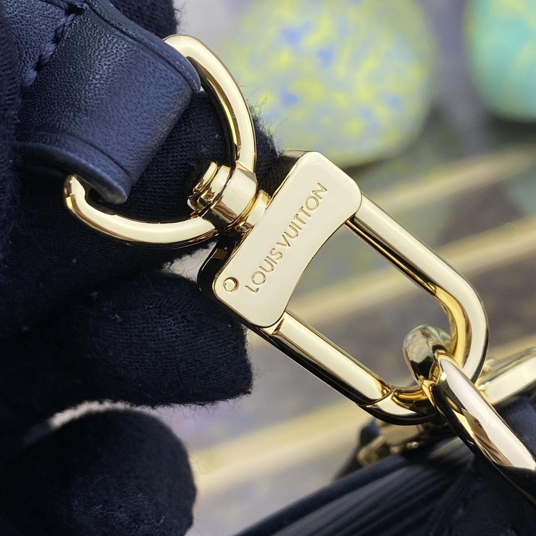 Louis Vuitton Saumur BB  (20-16-7.5CM)   M23469 - DopestKickz