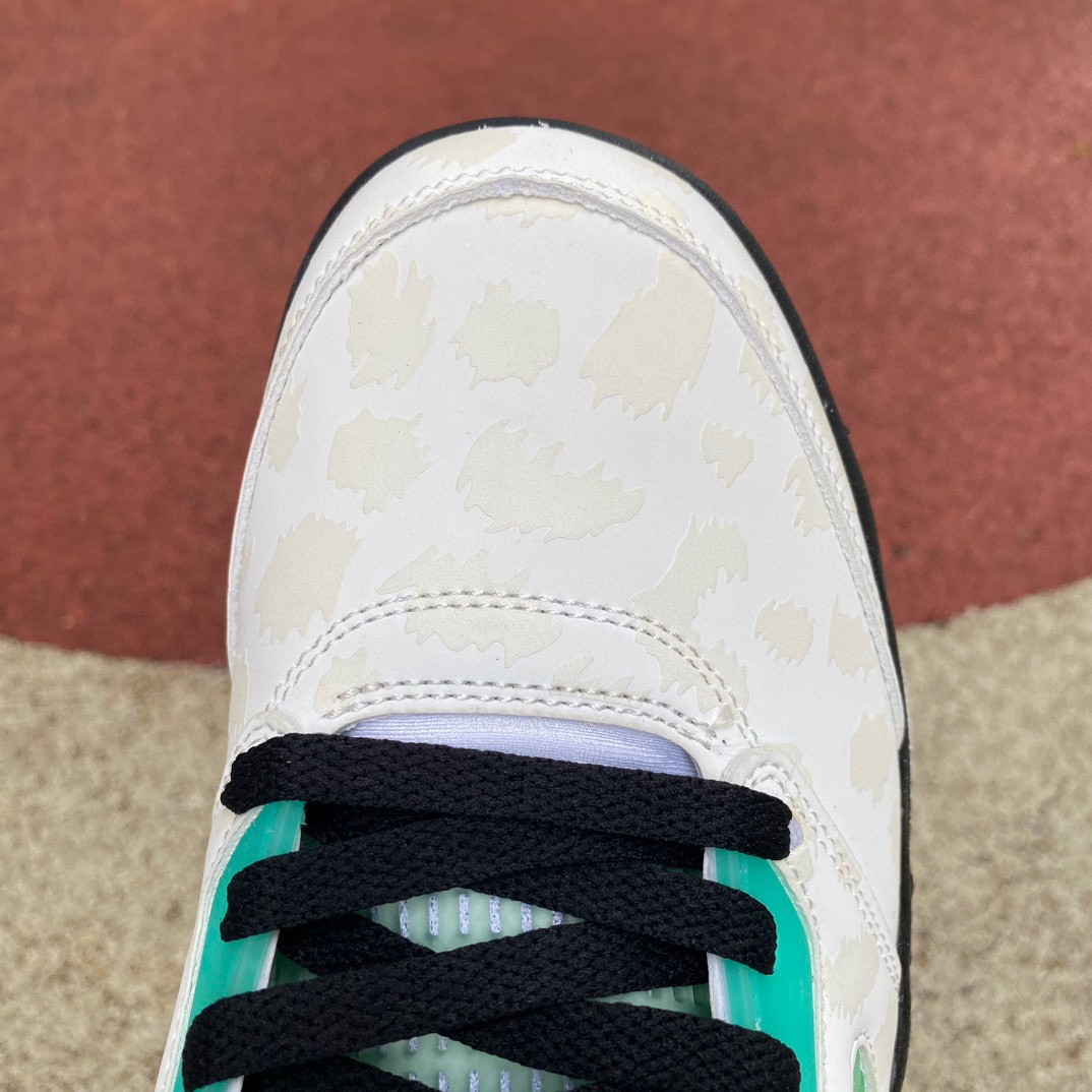 Air Jordan 5 AJ5 Sneakers     CN2932-100 - DopestKickz