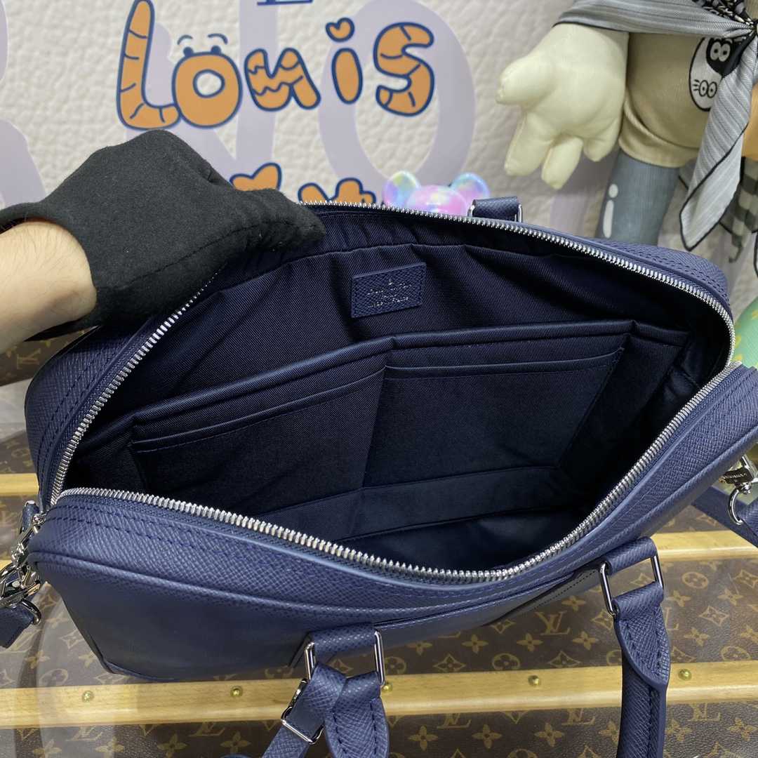 Louis Vuitton Porte Documents Voyage PM (36.5 x 27.5 x 6cm)   M30975 - DopestKickz