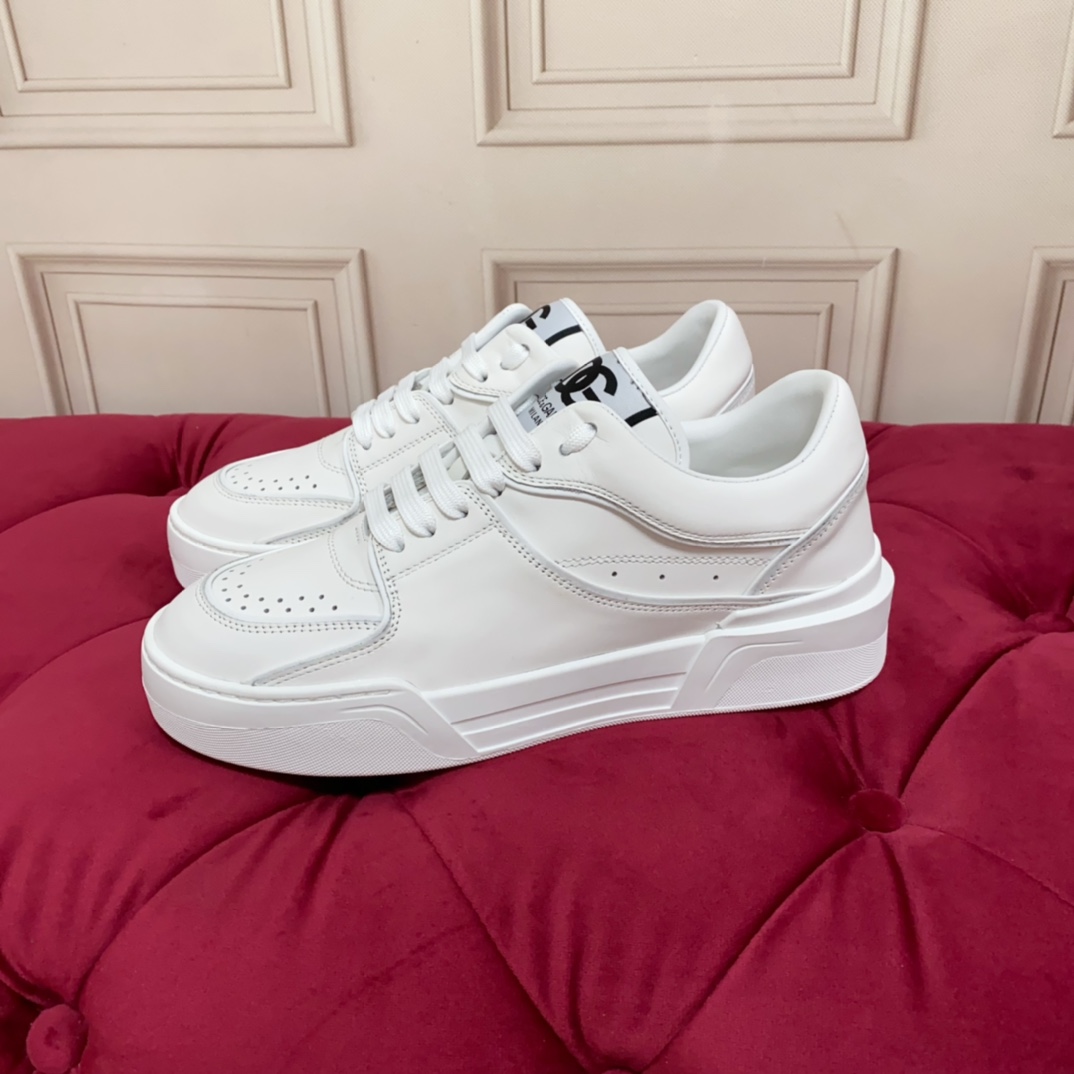 Dolce & Gabbana New Roma Sneakers - DopestKickz