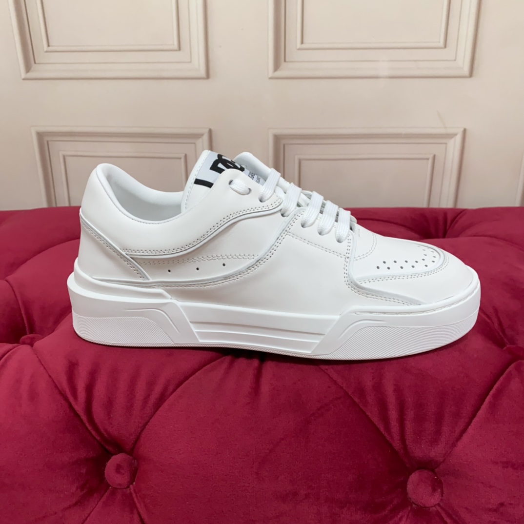 Dolce & Gabbana New Roma Sneakers - DopestKickz