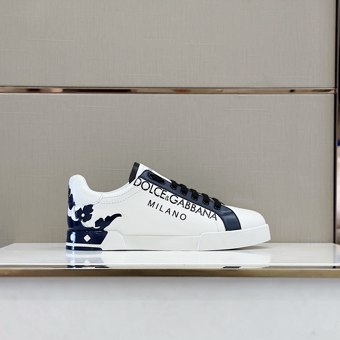 Dolce & Gabbana Portofino Sneakers - DopestKickz
