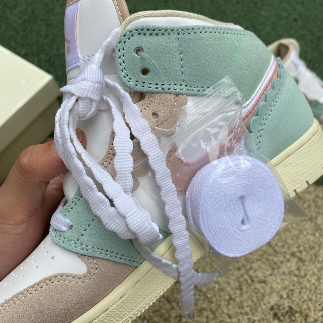 Air Jordan 1 Mid SE AJ1 Sneaker     DZ5361-100 - DopestKickz