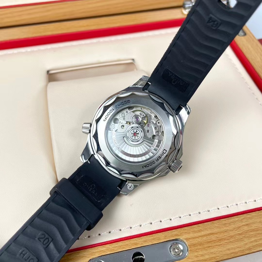 Omega Watch - DopestKickz