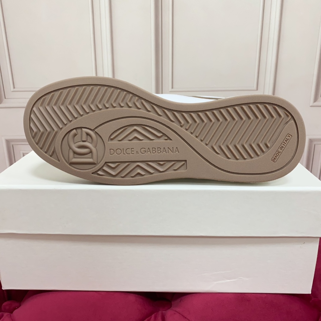 Dolce & Gabbana White New Roma Sneakers - DopestKickz